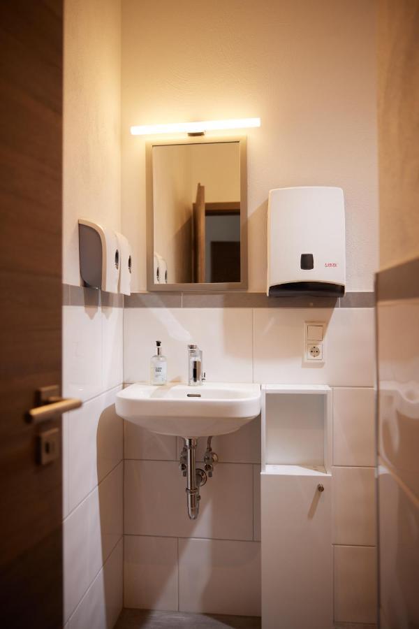 Hotel Zum Stern ชไวค์ ภายนอก รูปภาพ
