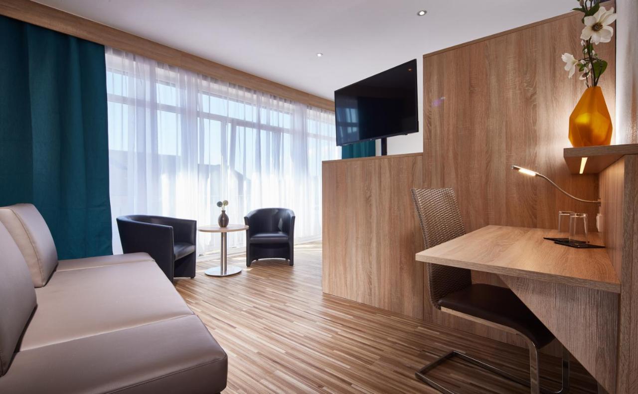 Hotel Zum Stern ชไวค์ ภายนอก รูปภาพ