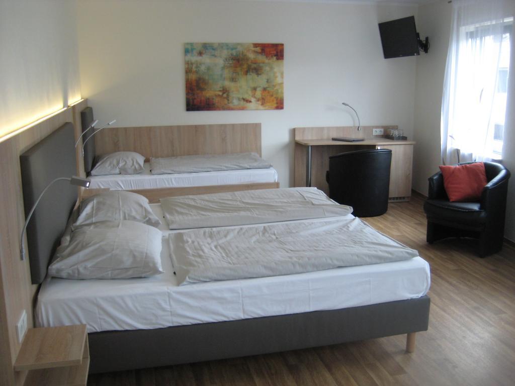 Hotel Zum Stern ชไวค์ ภายนอก รูปภาพ