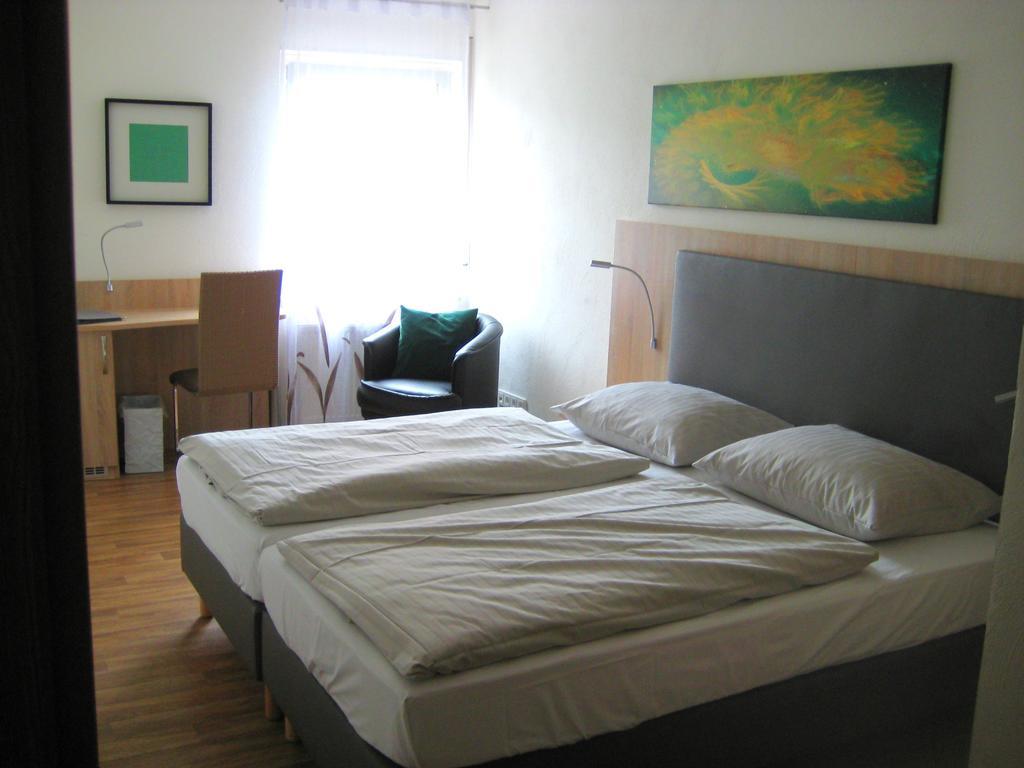 Hotel Zum Stern ชไวค์ ภายนอก รูปภาพ